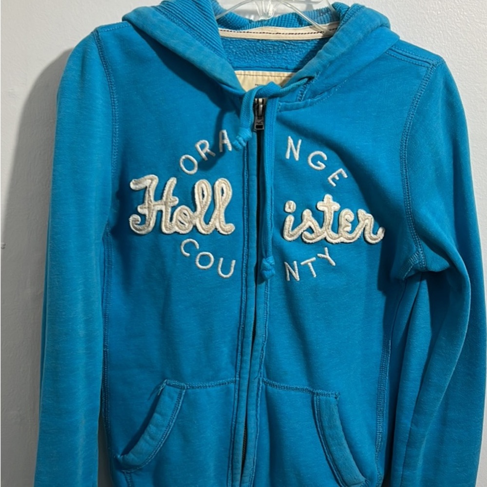 Baby blue Hollister sweater extra small mildly used